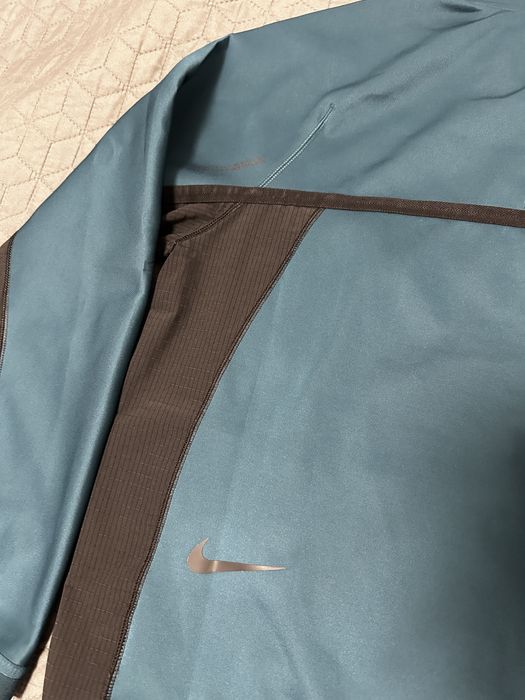 Jachetă Nike Tech Pack Originală – Mărimea L – Nouă