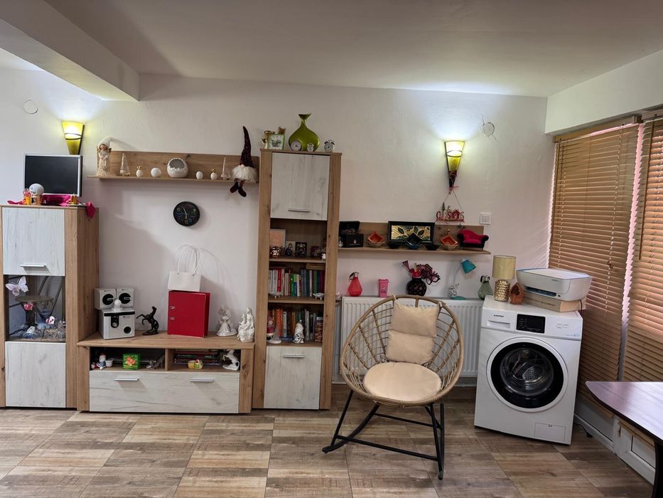 Închiriez apartament cu 1 camera