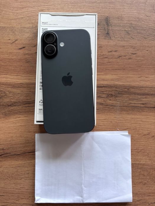 Продам iphone 17