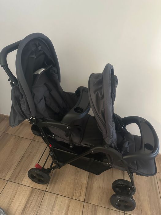 Carucior de copii cu 2 locuri