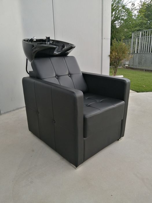 Unitate de spalare cu chiuveta neagra