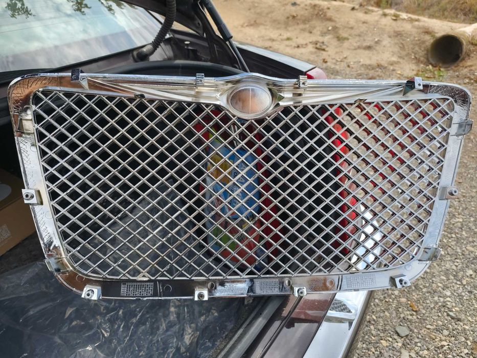 Решетка Крайслер 300Ц тип Бентли Хром Chrysler 300c 2005-2010