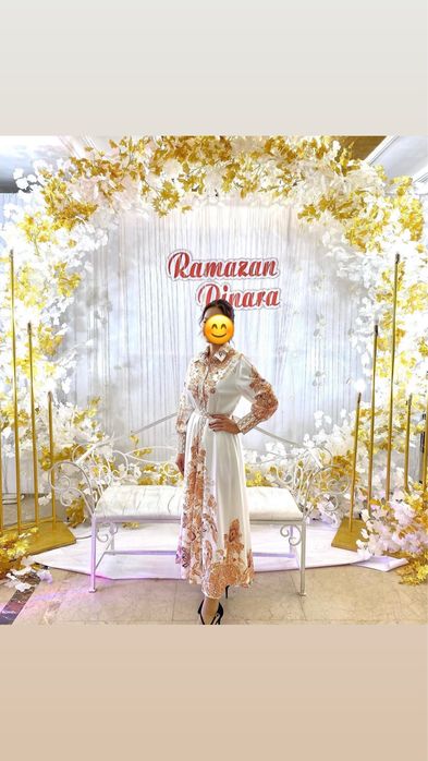 Көйлек сатылады.