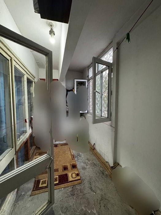 Квартира продается 2/2/9 на Бобуре