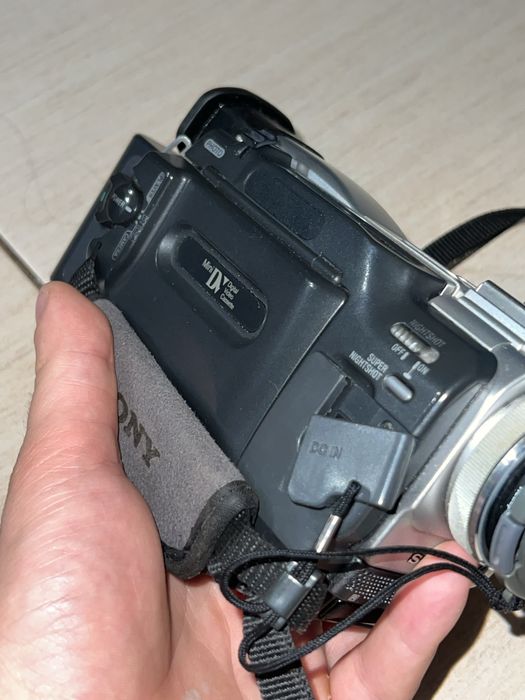 Sony HandyCam DCR-TRV6E