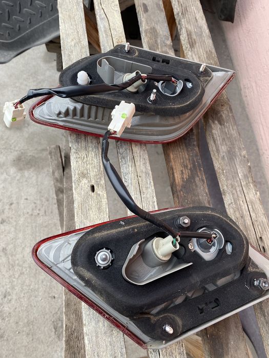 Фонари задние Камри 40