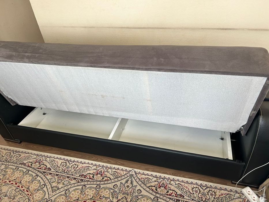 Современный диван, серый