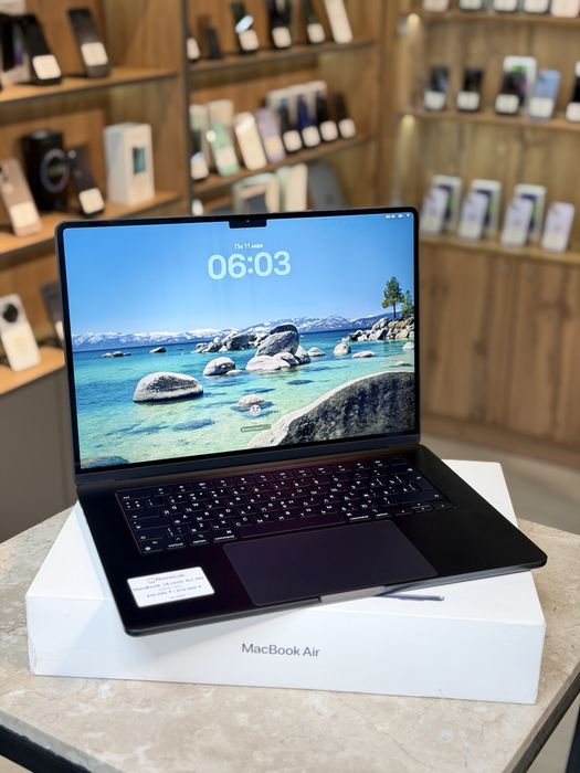 MacBook 15-inch Air M3 256GB / PhoneLab