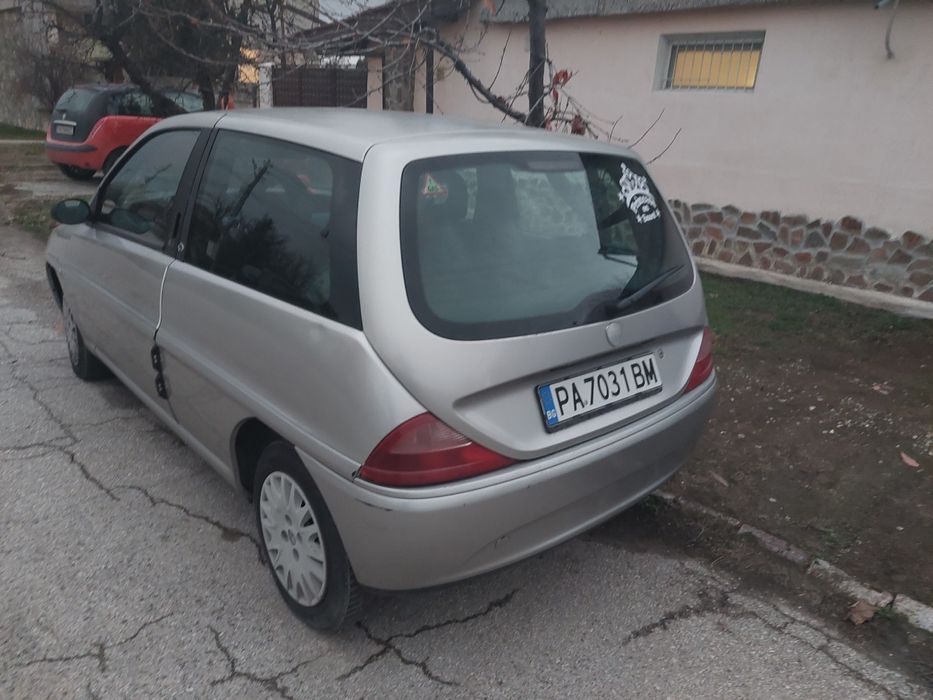 Lancia y 1.2  60 коня 2002 година НА ЧАСТИ или цяла