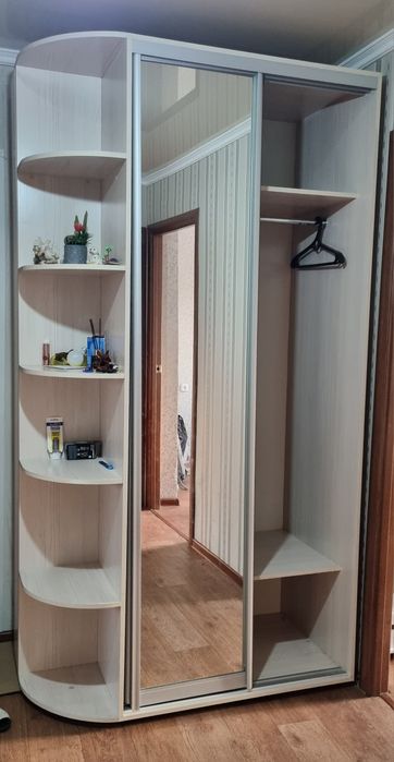 Продам шкаф купе