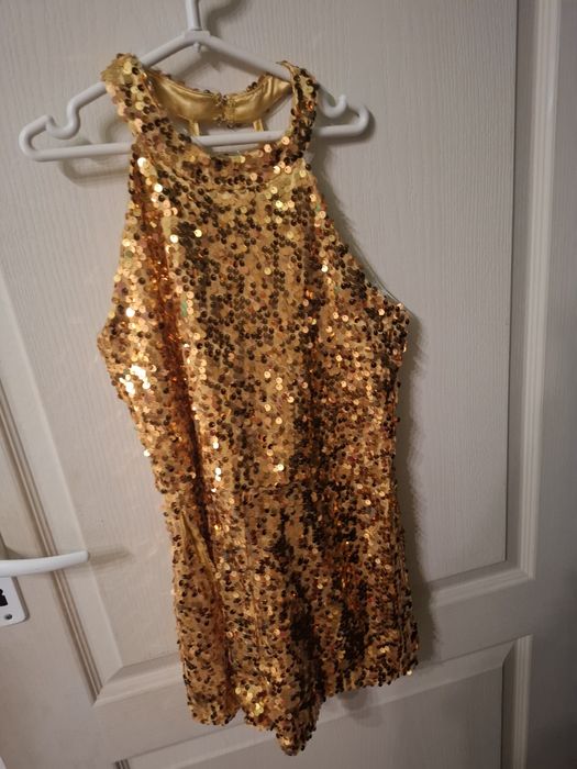 Costum de dansss