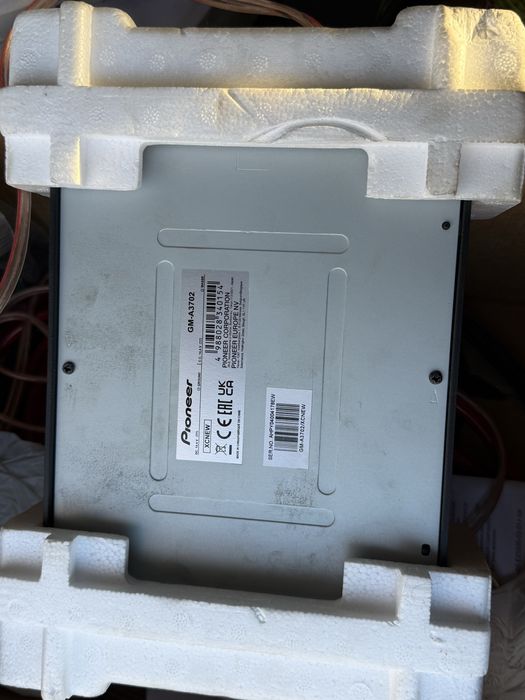 Баскаса с усилвател