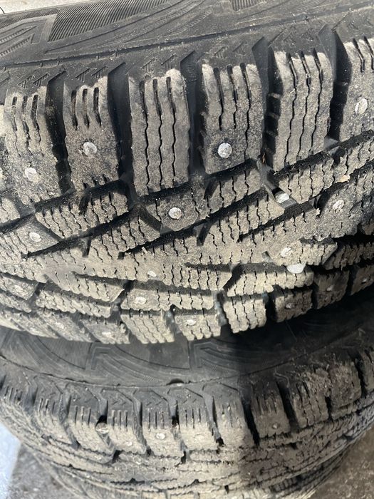 Продам диски с зимней резиной