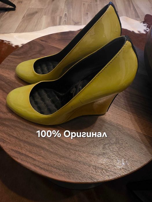 Дамски обувки  Dolce Gabbana, Guess   и други
