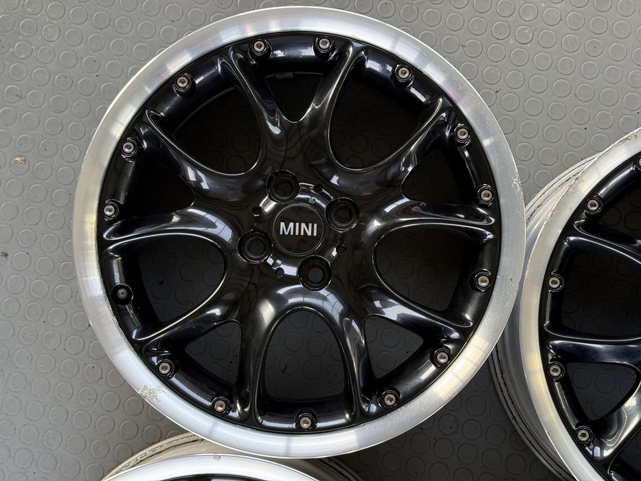 4бр. ОТЛИЧНИ ДВУКОМПОНЕНТНИ 17” ДЖАНТИ *RONAL R98* 4х100 за -MINI/MG/други- 7Jx17H2, ET48