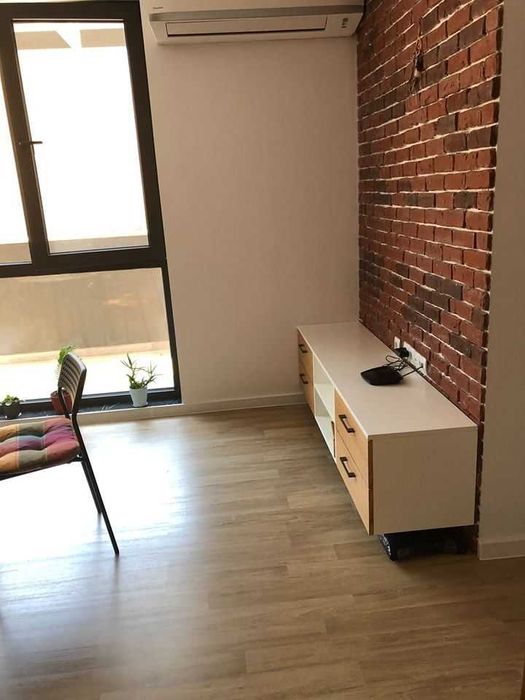 Дава се под наем Едностаен апартамент в Пловдив, Център - 45 кв.м за 250 € - Снимка #5