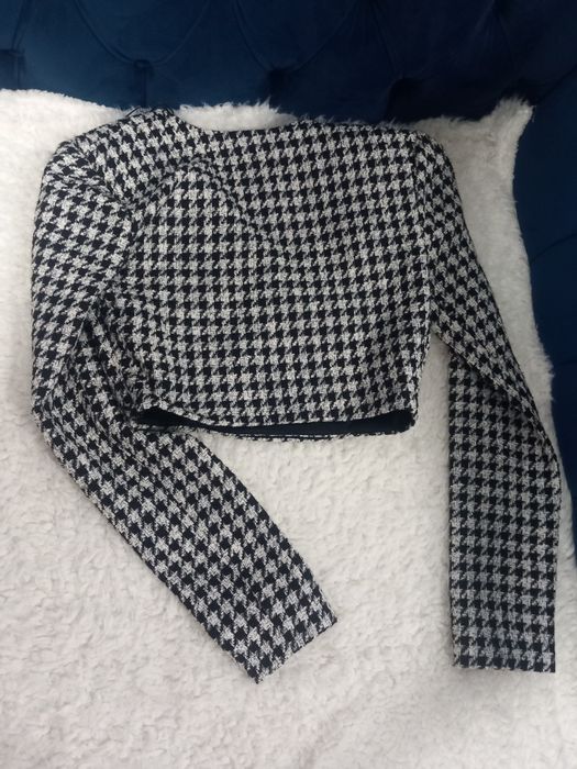 Sacou scurt  din tweed mărimea XS Zara nou cu eticheta