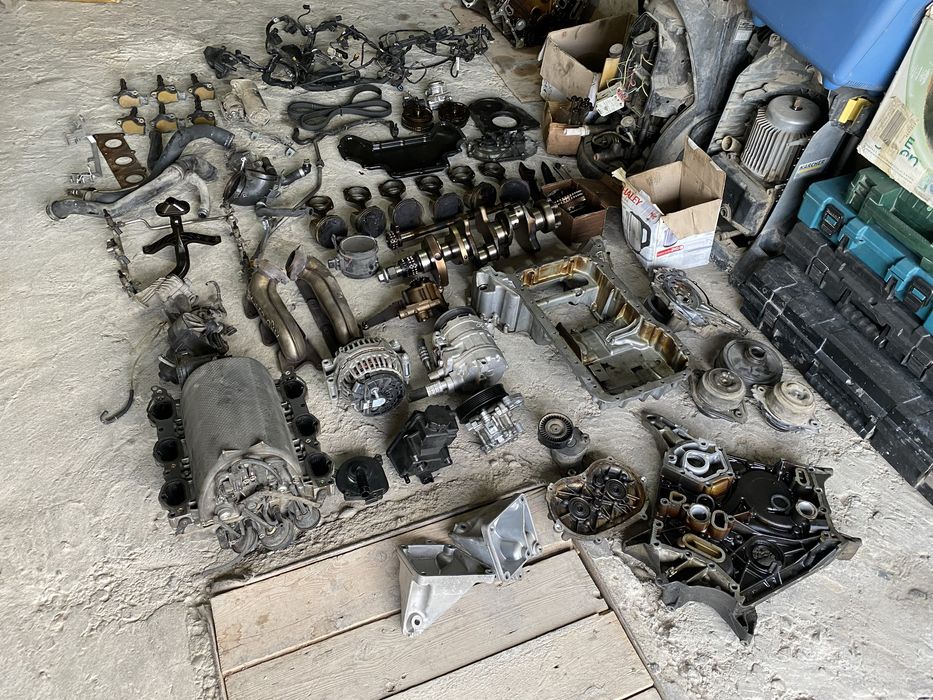 * запачсти на мотор Mercedes 272 разбор в хорошем состоянии