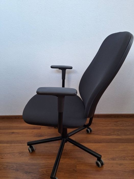 Ергономичен офис стол IKEA SMORKULL