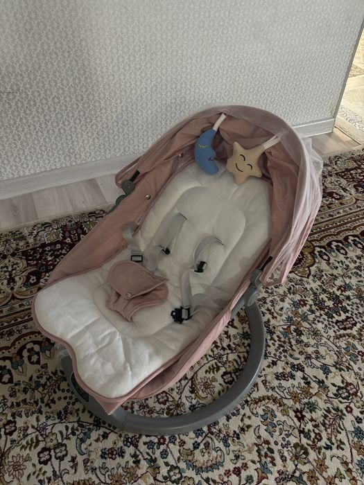 Шезлонг детский