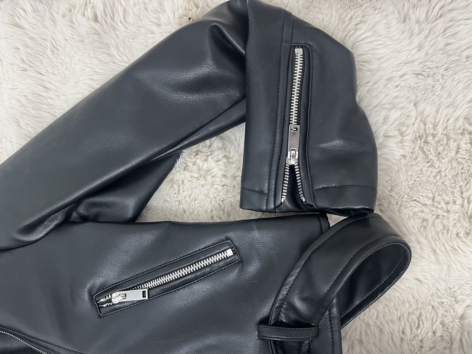 Черно кожено яке - изкуствена кожа