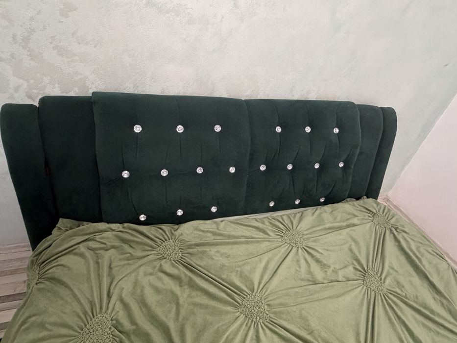 Vand pat divino staer pret achiItie 2400. Dimensiune 1,60/2m
