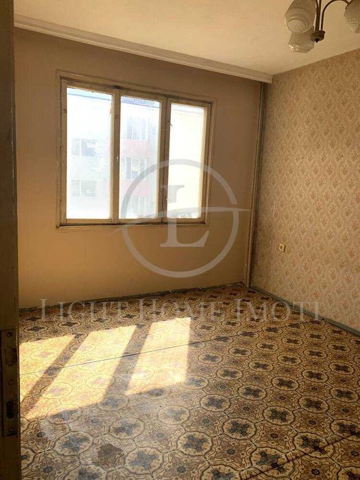 Продава се Двустаен апартамент в Пловдив, Център - 64 кв.м за 1570 €/кв.м - Снимка #1