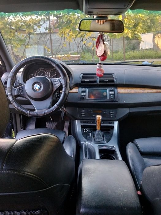 Vând BMW X5 anul 2006