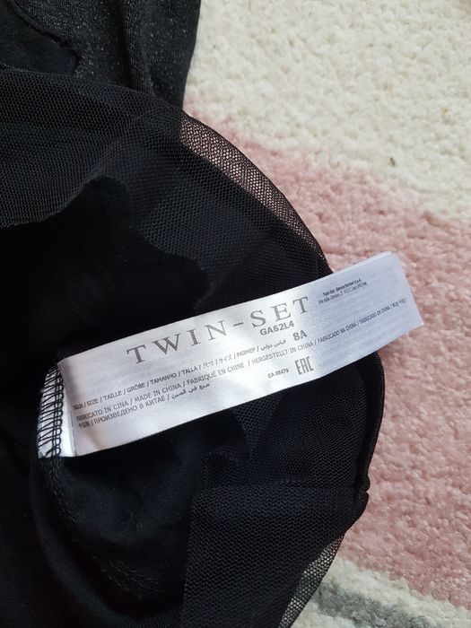 Rochita Twin Set pt fetite de 8 ani