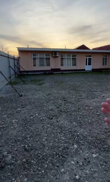 Kattaqo’rg’on.t Andalus yonida M37 trassada kafe sotiladi