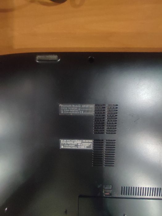 Ноутбук на запчасти