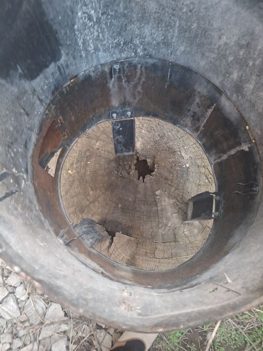 Продам балон маленький,коптилку,турник