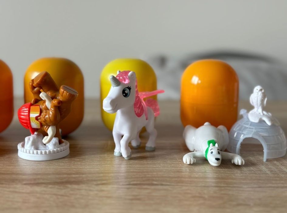 Kinder Surprise Maxi играчки