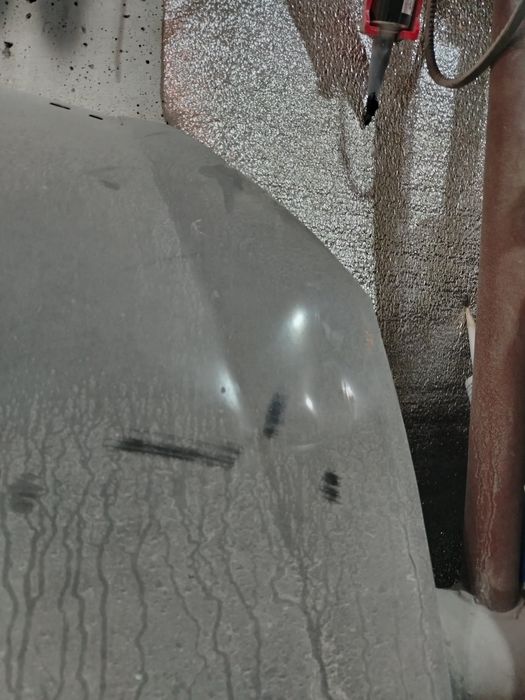 Капот на Ладу  приору