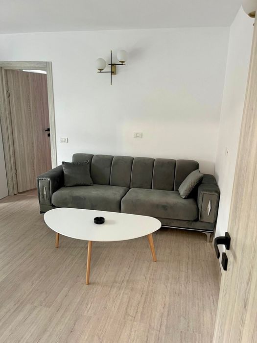 Inchiriez apartament cu 2 camere in regim hotelier