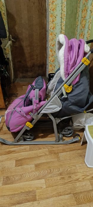 Санки коляска в хорошем состоянии