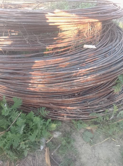 Țiglă creaton și fier beton