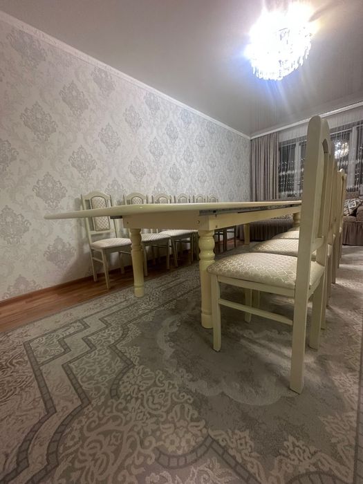 Продам стол со стульями