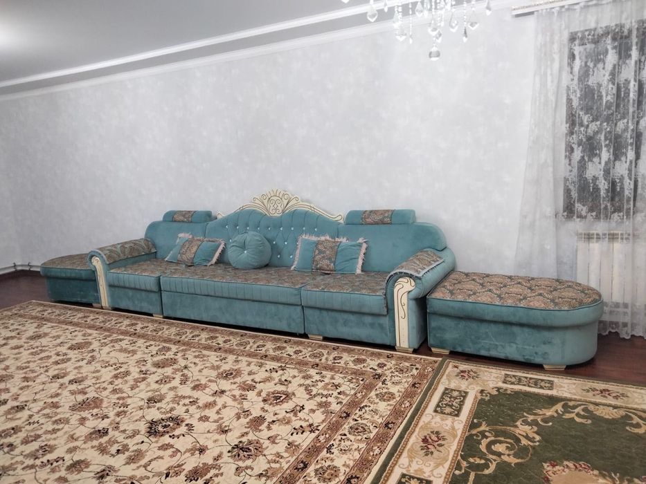 Продам б/у диван в отличном состоянии