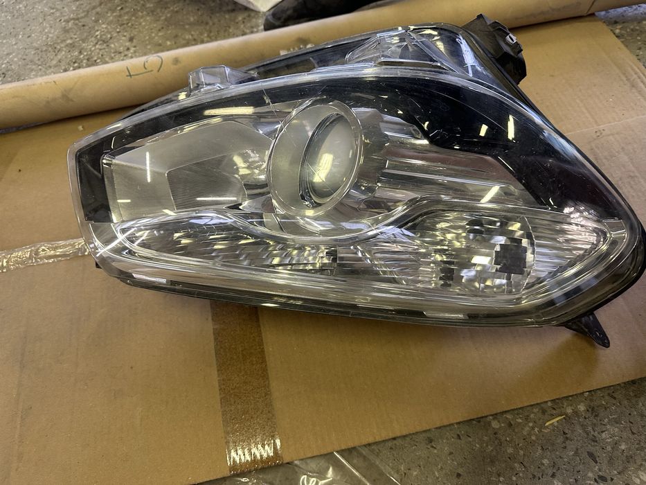 Nissan Quashqai II /2 десен фар