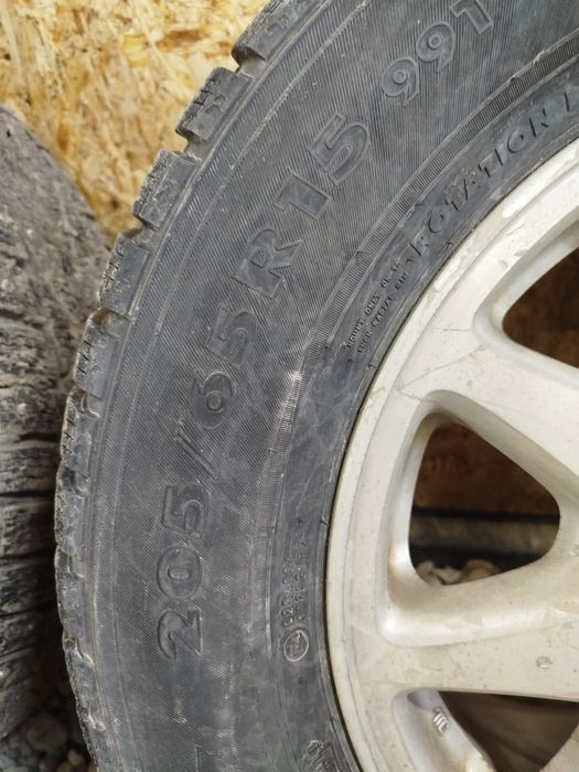 Диски с зимней резиной