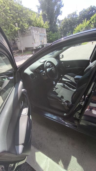 Vând Clio 3 1.6 16V 2007 km reali