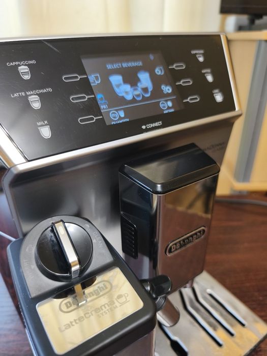 DeLonghi PrimaDonna Class Bluetooth App Кафеавтомат Делонги