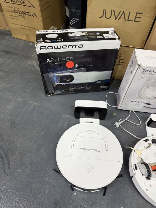 Lot 3 aspiratoare robot - Defecte / Ecovacs , Dreame / Irobot / Rowent