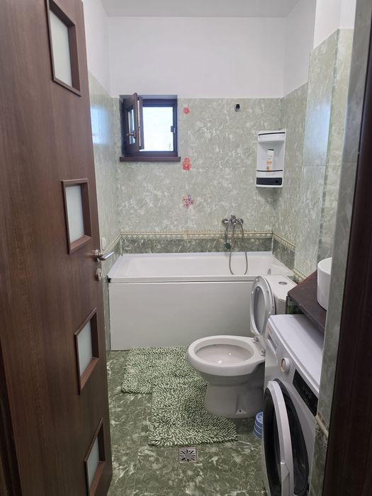 Închiriez garsonieră confort 1