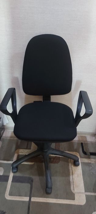 Стулья офисные Район Усолка!