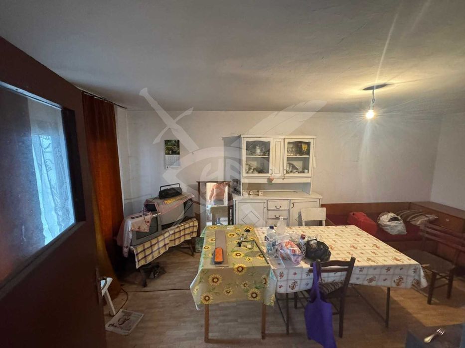 Триетажна къща в село Люляково 87602