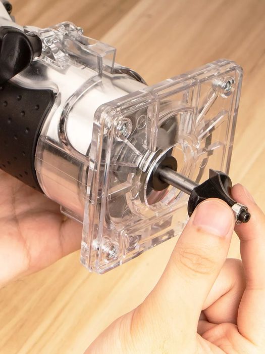 Кромочный фрезер  используется для изготовления кромок