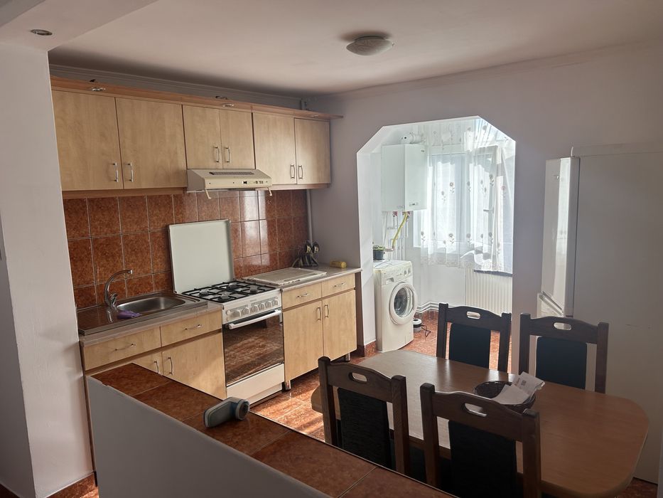Apartament de inchiriat