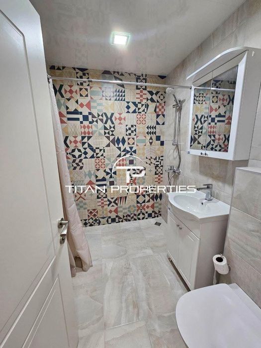 Дава се под наем Тристаен апартамент в Варна, Общината - 120 кв.м за 900 € - Снимка #9